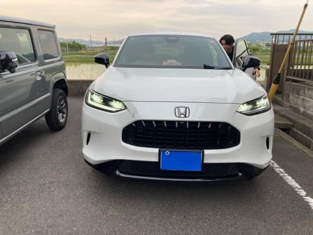 Car image 1