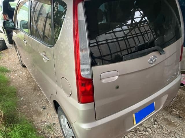 Car thumbnail 4