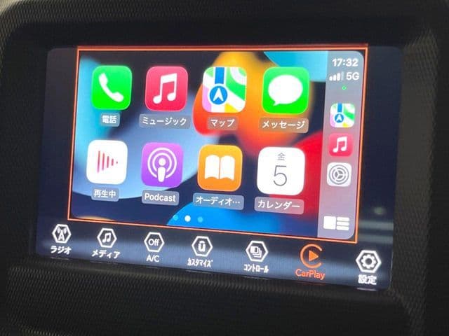 Car thumbnail 4