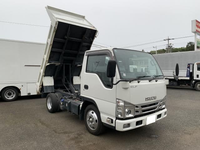 ISUZU