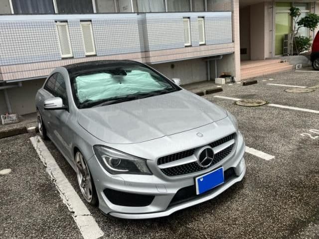 MERCEDES BENZ