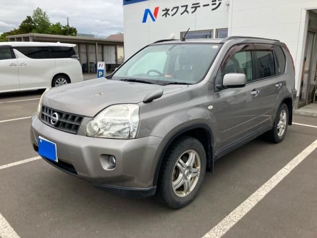 NISSAN