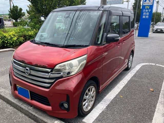 NISSAN