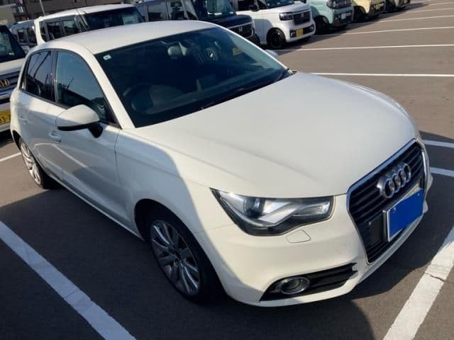 AUDI