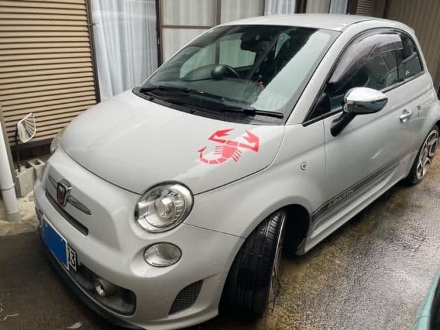 Car image 1