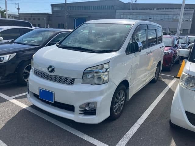 Car thumbnail 3