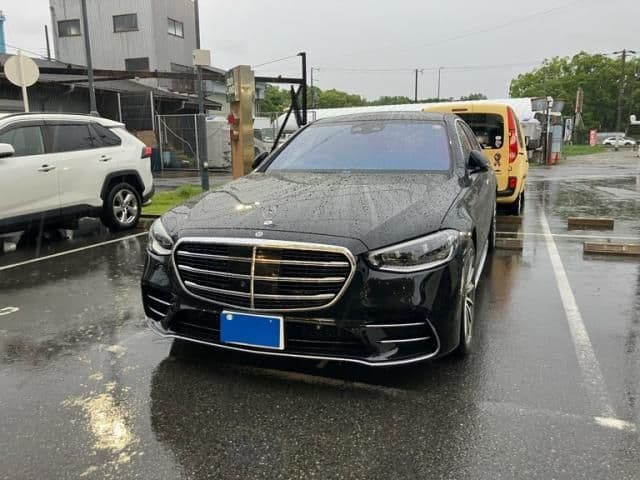 Car thumbnail 3