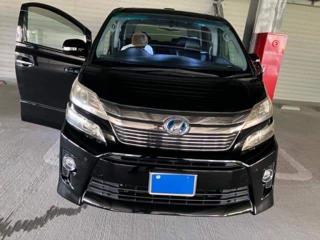 Car image 1