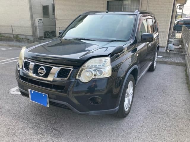 NISSAN