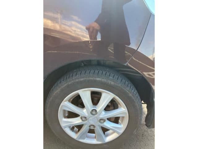 Car thumbnail 4