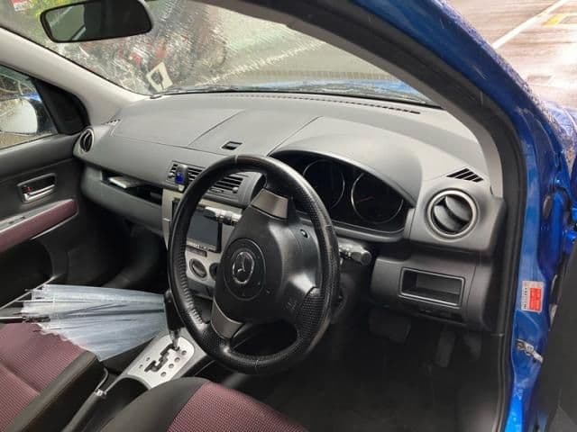 Car thumbnail 4