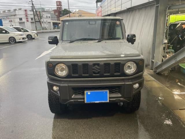 Car image 1