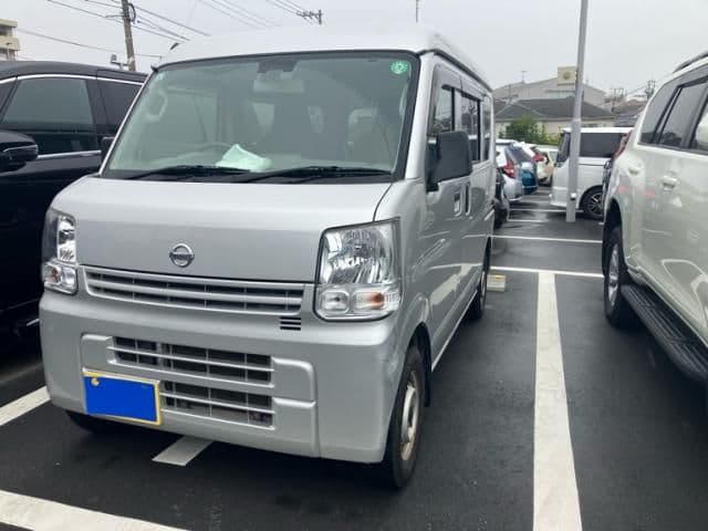 NISSAN