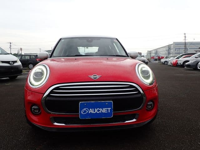 Car thumbnail 4