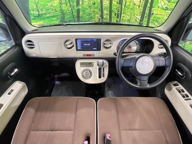 Car thumbnail 2