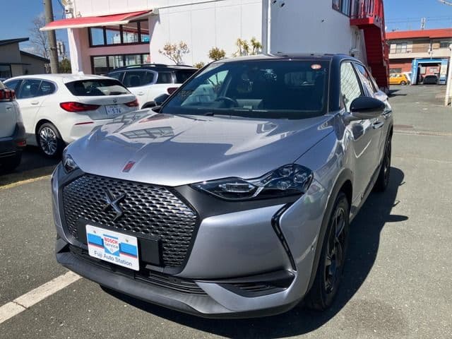 Car image 1
