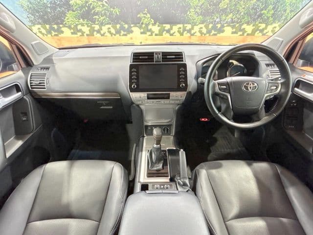 Car thumbnail 2