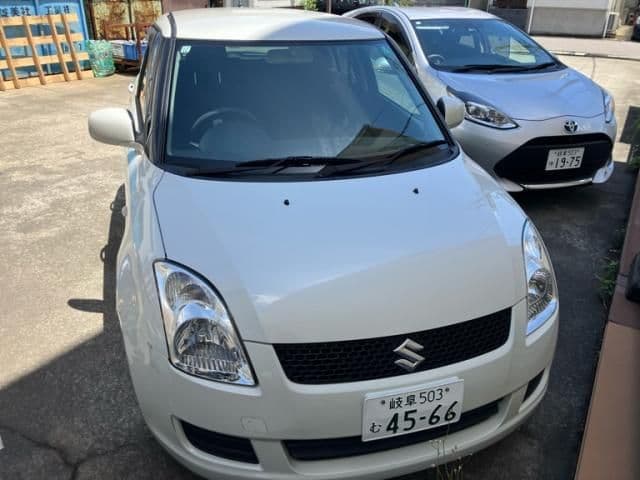 SUZUKI