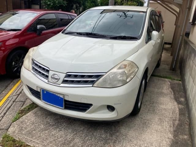 Car image 1