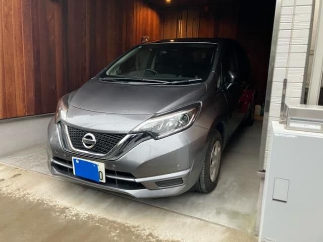 Car thumbnail 2