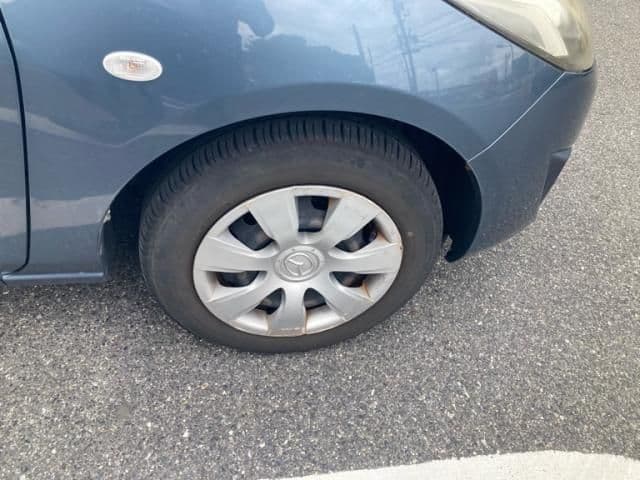Car thumbnail 4