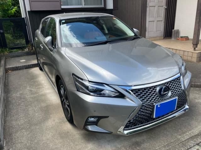 Car image 1