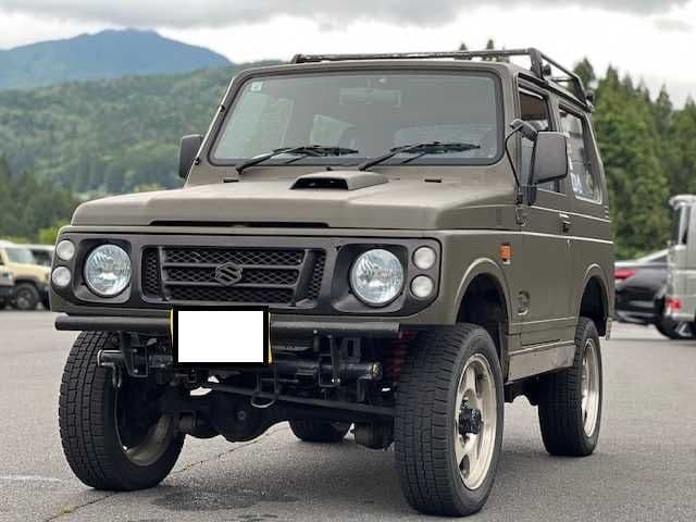 SUZUKI
