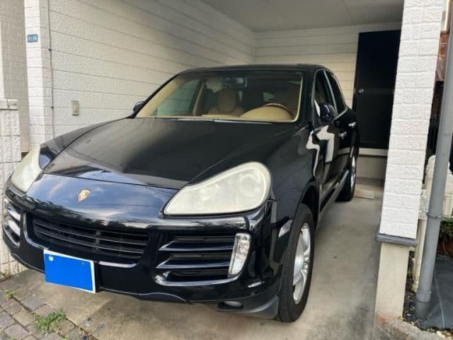 PORSCHE
