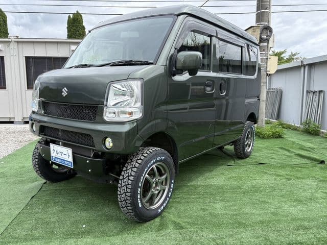 SUZUKI