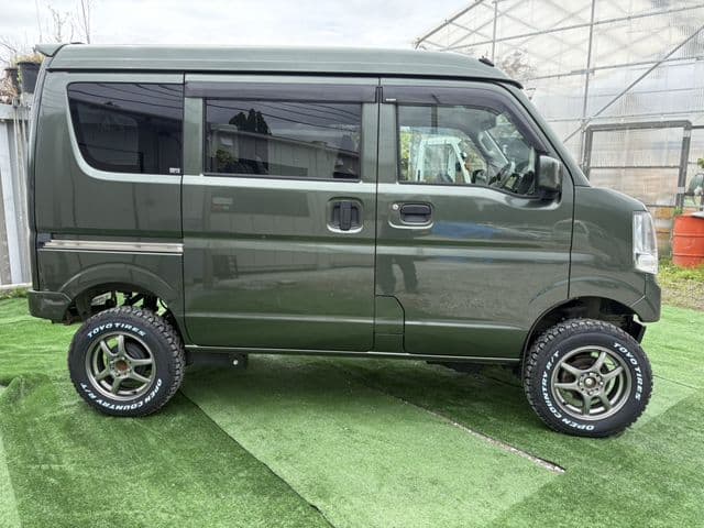 Car thumbnail 4