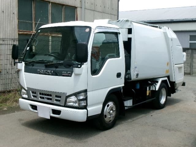 ISUZU