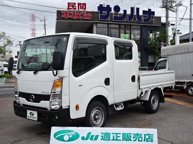 NISSAN