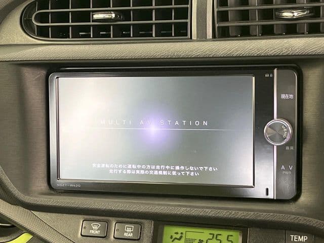 Car thumbnail 3