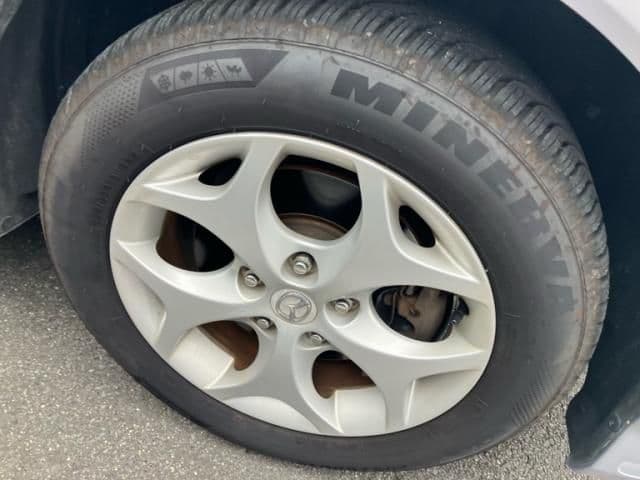 Car thumbnail 3
