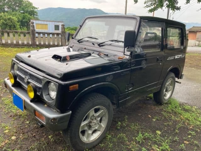 SUZUKI