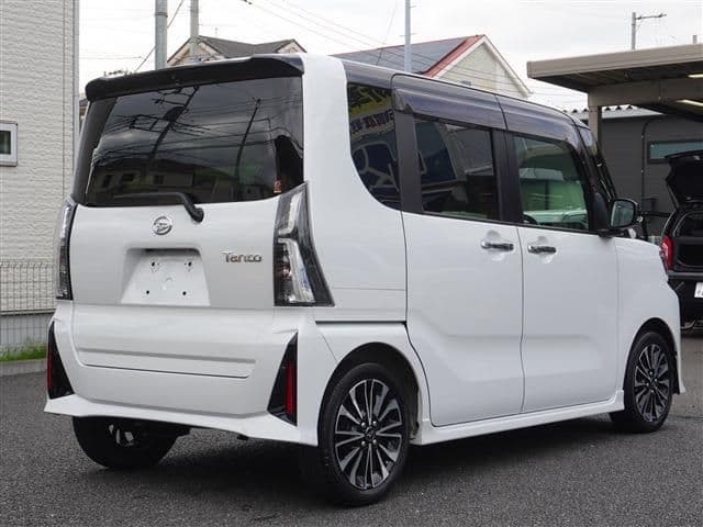 Car thumbnail 4