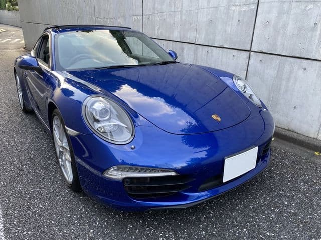PORSCHE