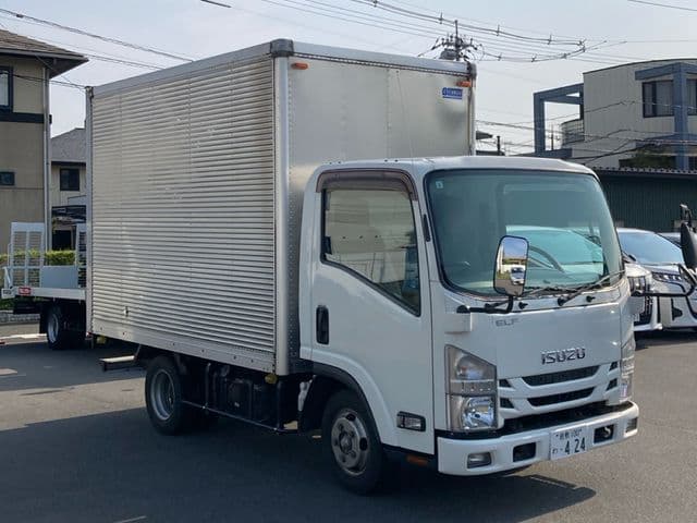 ISUZU