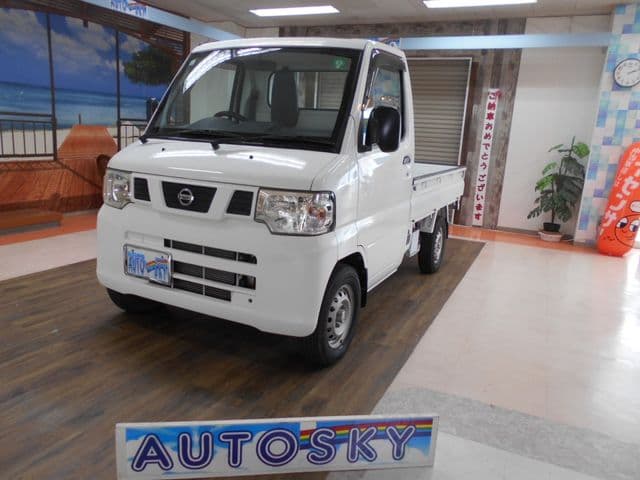 NISSAN