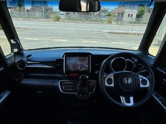 Car thumbnail 2