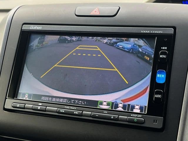 Car thumbnail 4