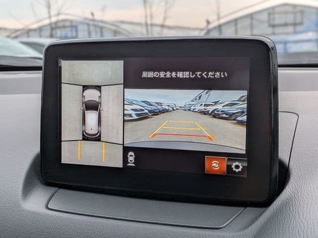 Car thumbnail 4