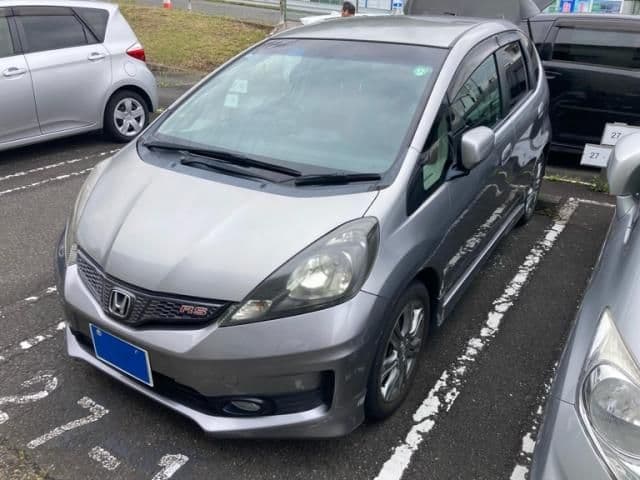 Car thumbnail 3