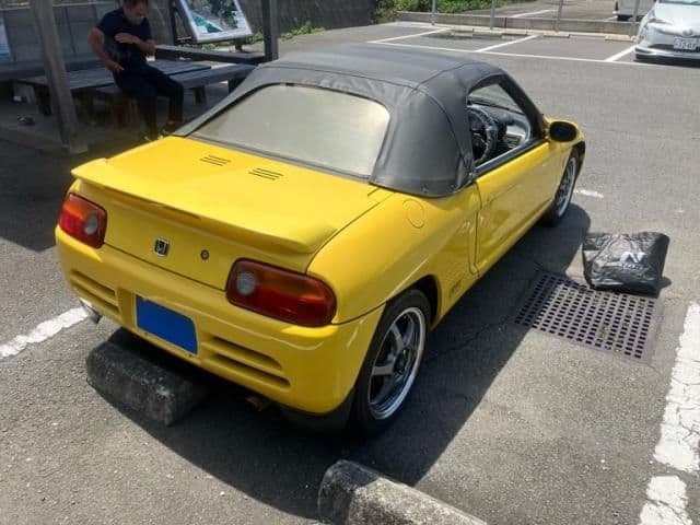 Car thumbnail 3