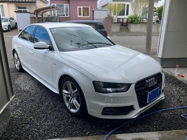Car image 1