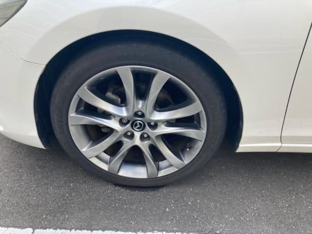 Car thumbnail 4