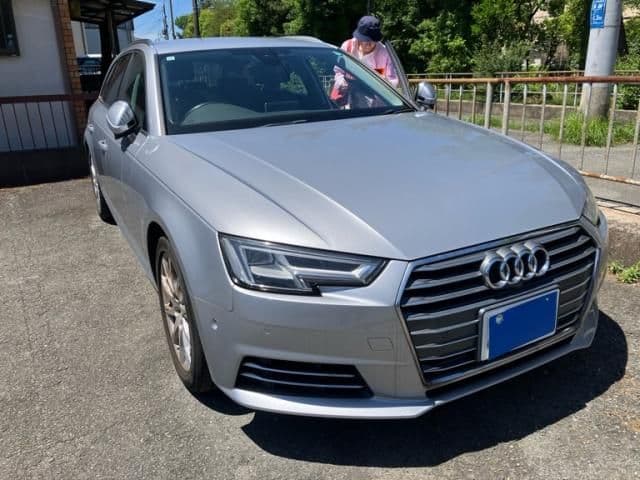 AUDI
