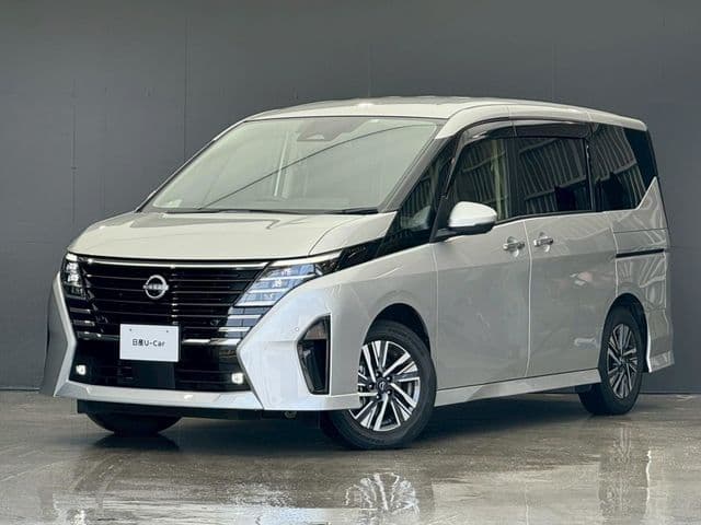 NISSAN