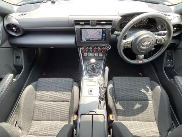 Car thumbnail 2