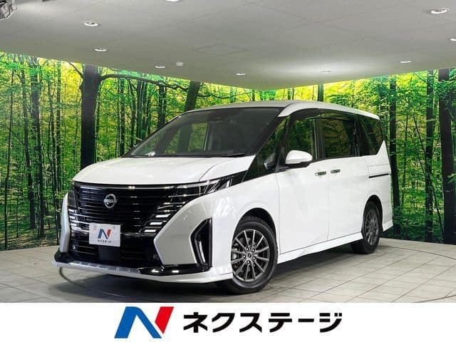 NISSAN
